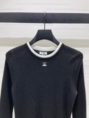 CHANEL 25S SWEATER STYLE 209