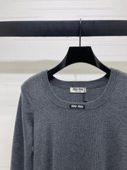 MIUMIU KNITTED SWEATER STYLE 461