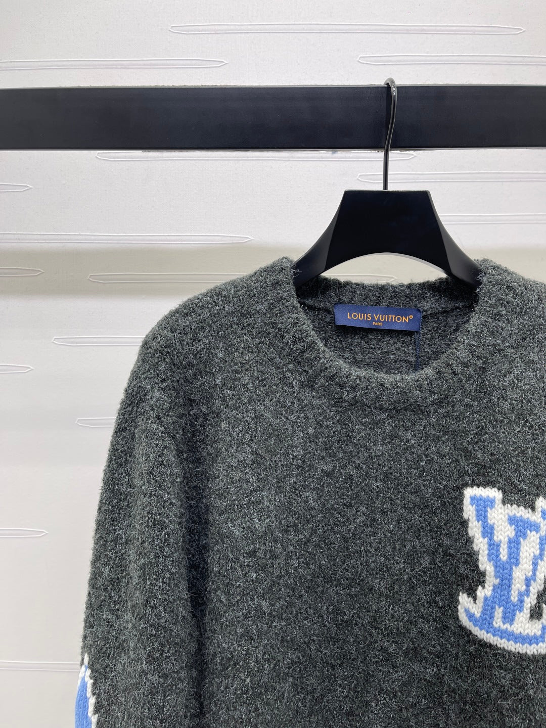 LV 25S SWEATER 0085