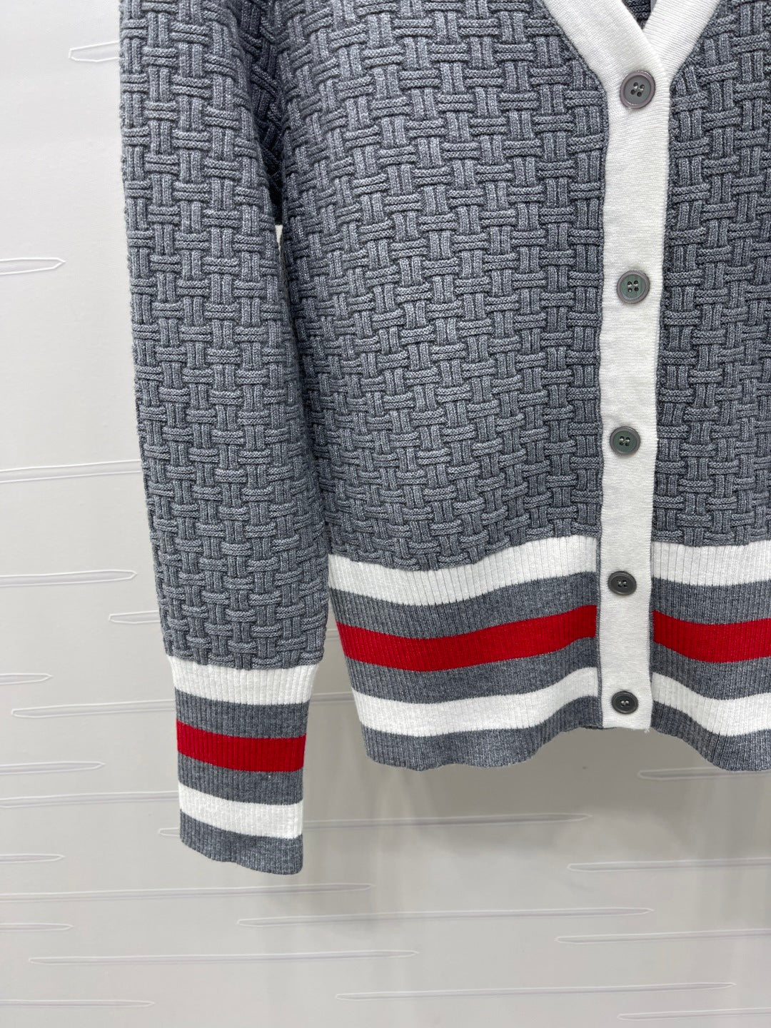 THOM 26S CARDIGAN STYLE 110