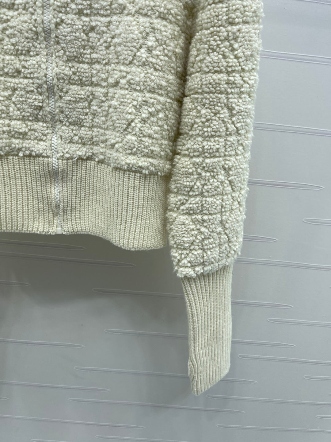 LV 25S CANNAGE JACKET 0130