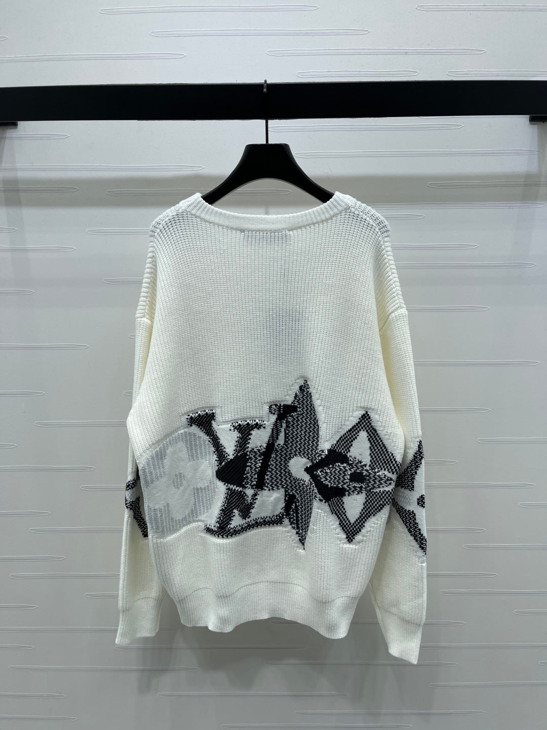 LV 25S SWEATER 0086