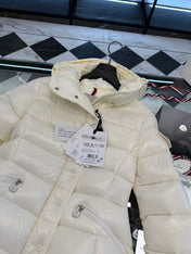 MONCLER 25S JACKET IN WHITE 014
