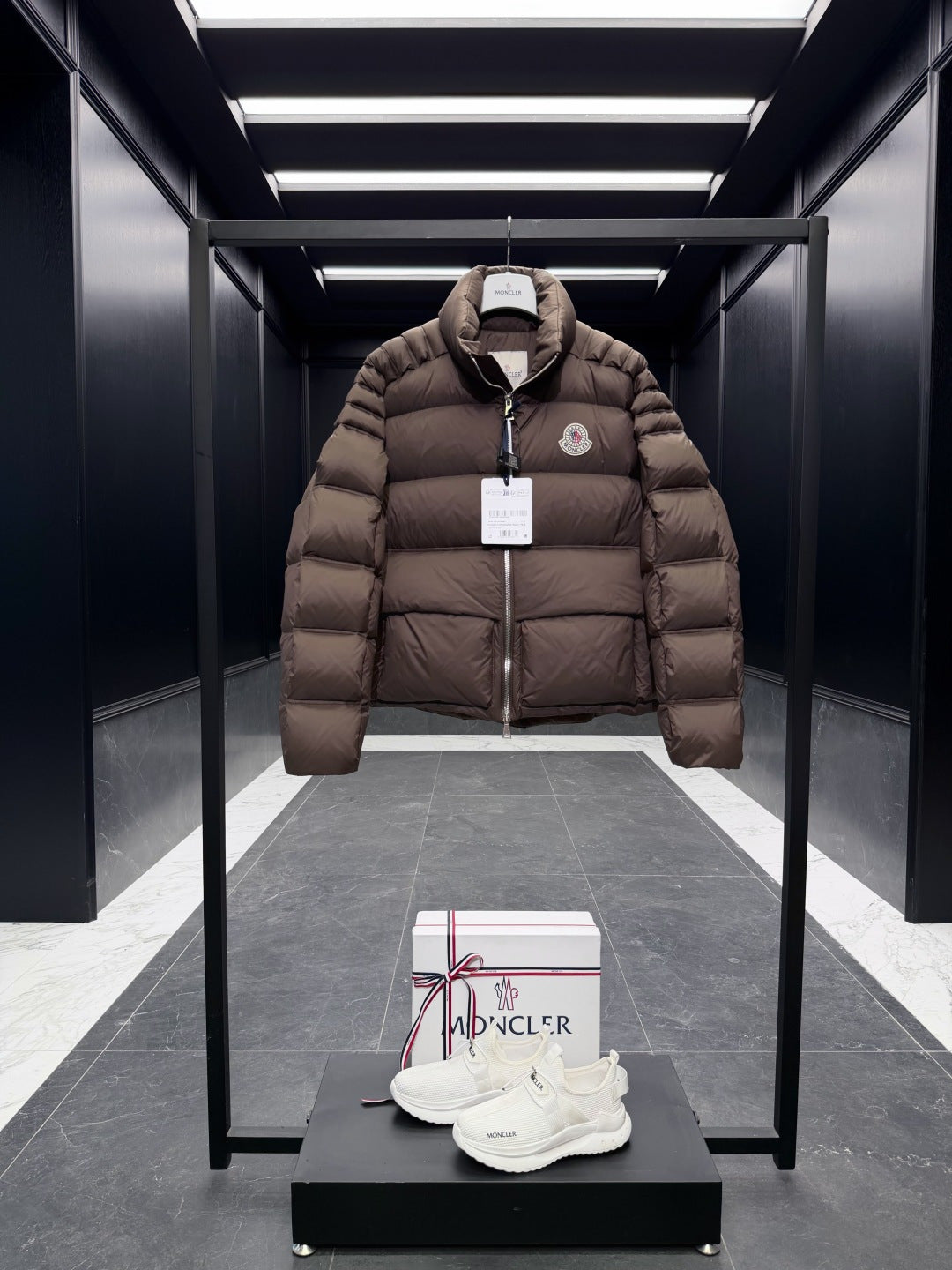 MONCLER 25S PREMIUM DOWN JACKET 493