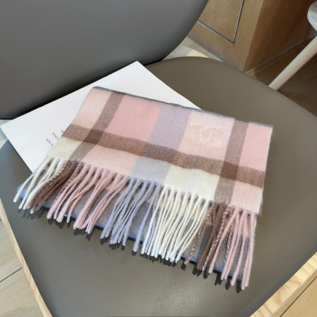 CHANEL 25S SCARF 180 IN CASHMERE 931360