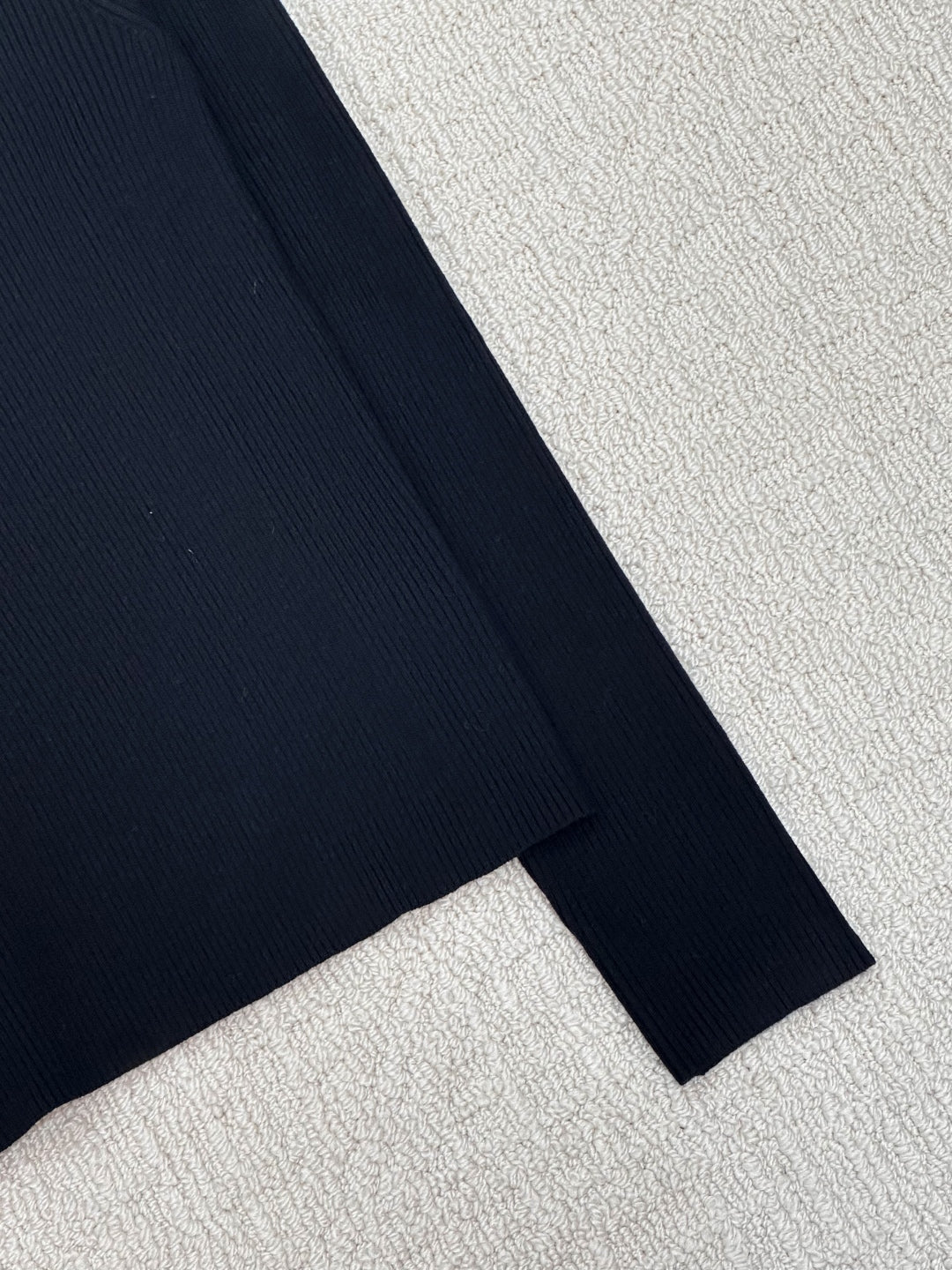 LV 25S LOGO-EMBROIDERED SWEATER 0073