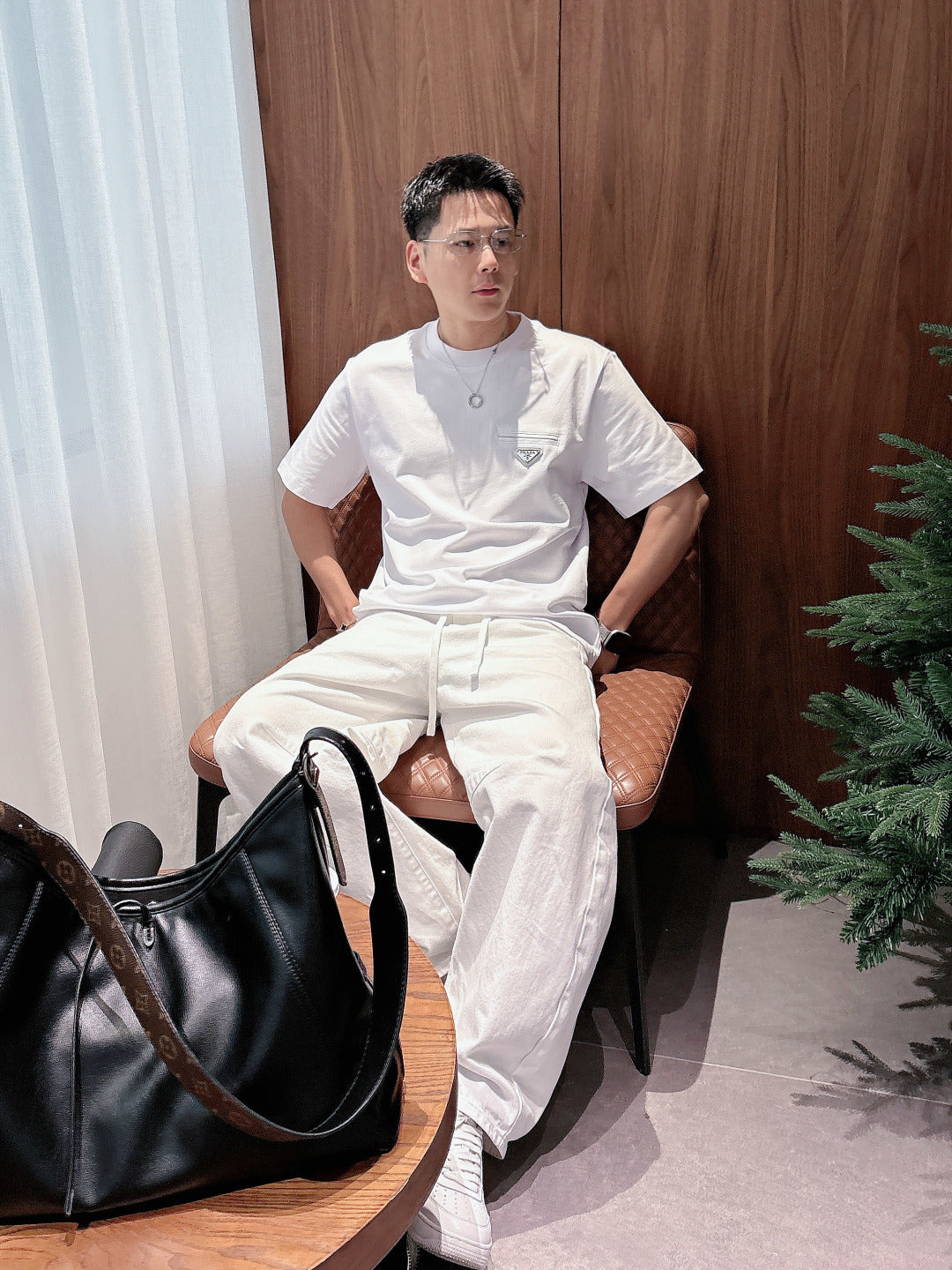 PRADA 26S SHORT SLEEVED T-SHIRT 778