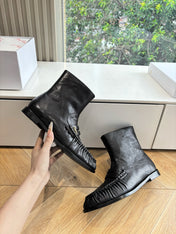 YSL 25S ANKLE FLAT BOOTS IN BLACK LAMBSKIN WITH SIDE ZIPPER