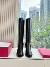 VALENTINO 25S HIGH-CUT SIGNATURE LOGO BOOTS 60 MM IN BLACK CALFSKIN WITH GOLD HARDWARE