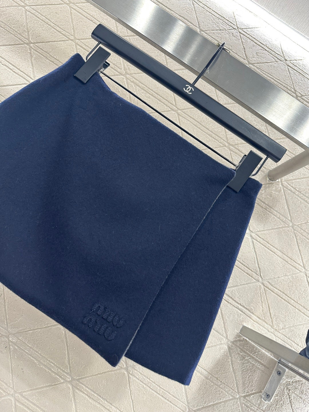 MIUMIU SKIRT STYLE 824