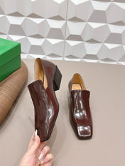 BOTTEGA VENETA 26S VENTURA LOAFERS 40 MM BROWN GLOSSY CALFSKIN