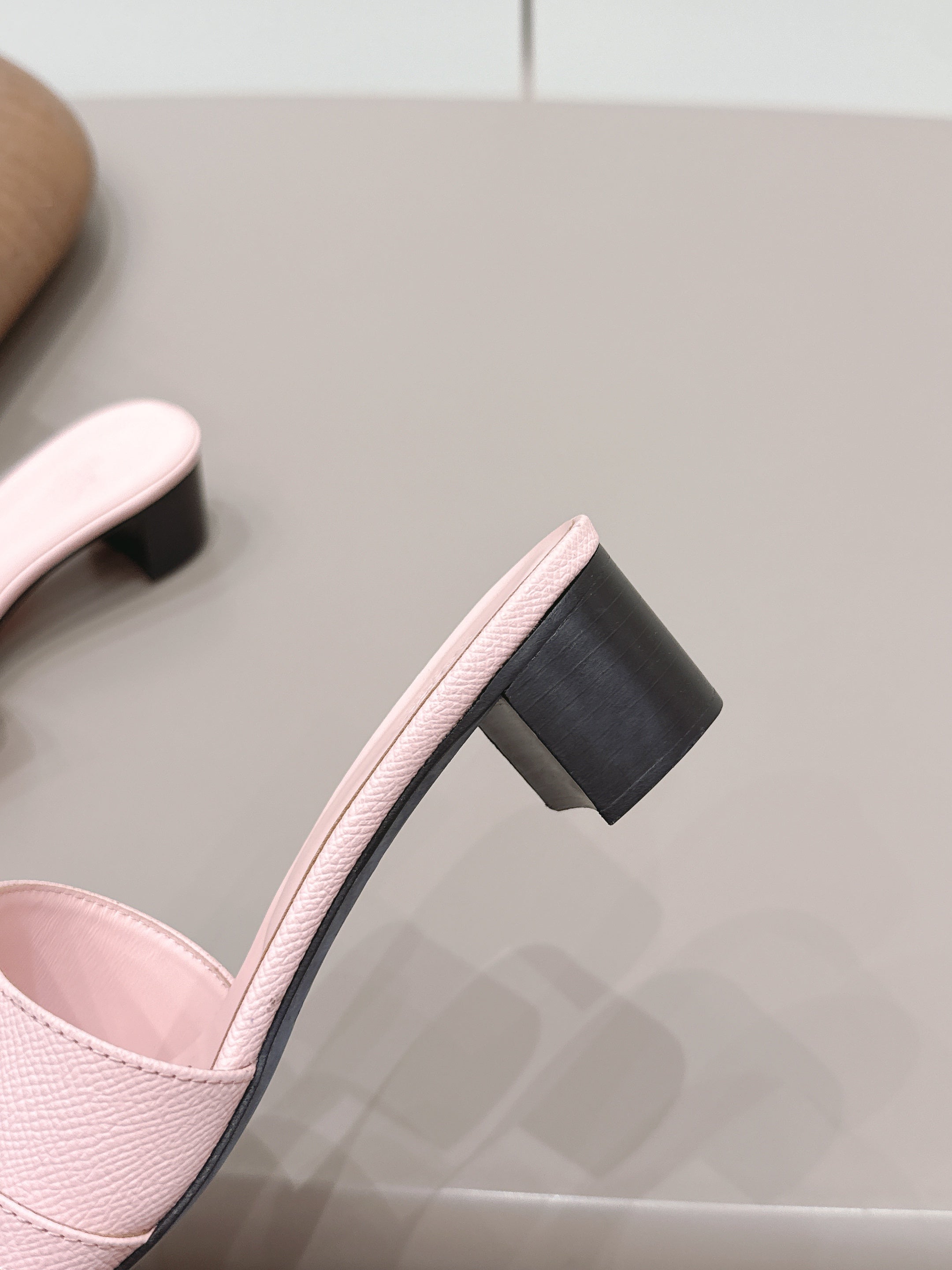 HM 26S KELLY HEEL SANDAL 50MM IN LIGHT PINK EPSOM CALFSKIN SILVER HARDWARE