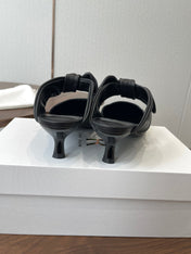 THE ROW 26S SLINGBACK POINTED HEELS IN BLACK CALFSKIN WITH BOW