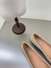 BALLET FLAT IN LIGHT BROWN INTRECCIATO SUEDE WITH BOW