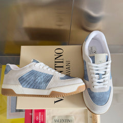 VALENTINO 25S GARAVANI FREEDOTS SNEAKERS IN BEIGE MIX BLUE SUEDE