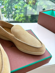 LP LOAFERS 25S IN WARM BEIGE CASHMERE