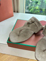 LP THONG SANDALS 25S IN STONE BROWN SUEDE
