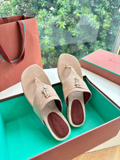 LP THONG SANDALS 25S IN WARM BEIGE SUEDE