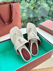 LP THONG SANDALS 25S IN CREAM BEIGE SUEDE