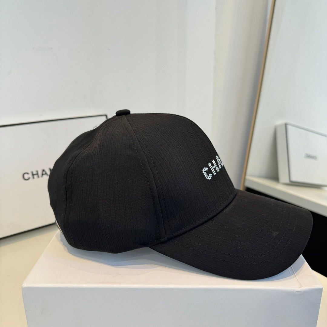 CHANEL 26S BASEBALL CAP WITH CRYSTAL CC LOGO 337989