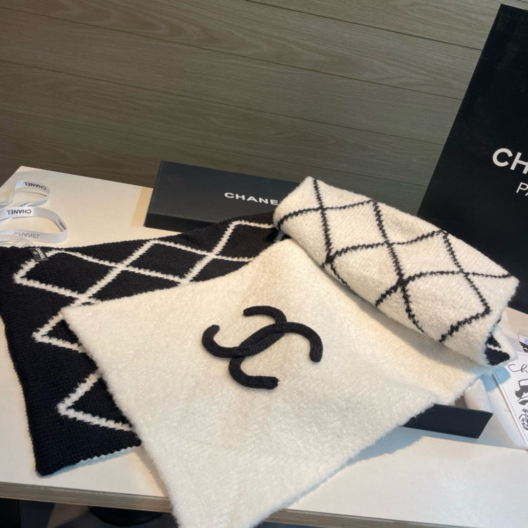 CHANEL 25S SCARF 180 IN CASHMERE 883365