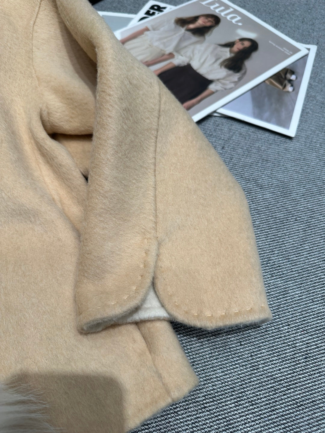 CHANEL 25S REVERSIBLE FOX FUR JACKET 591