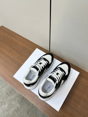RUNNER CR-03 LOW LACE-UP IN WHITE MESH AND BLACK CALFSKIN