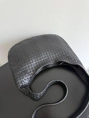 BOTTEGA VENETA 25S LARGE VENETO BAG 38 IN BLACK CALFSKIN SILVER HARDWARE