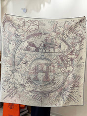 HERMES 26S PRINTED SQUARE SCARF 135 IN SILK 311976