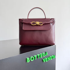 BOTTEGA VENETA 25S MEDIUM CIAO CIAO BAG 26 IN BURGUNDY CALFSKIN