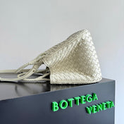 BOTTEGA VENETA 25S BASKET BAG 31 IN IVORY CALFSKIN GOLD HARDWARE