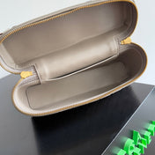 BOTTEGA VENETA 25S BANG BANG 22 IN WARM GRAY INTRECCIATO CALFSKIN GOLD HARDWARE