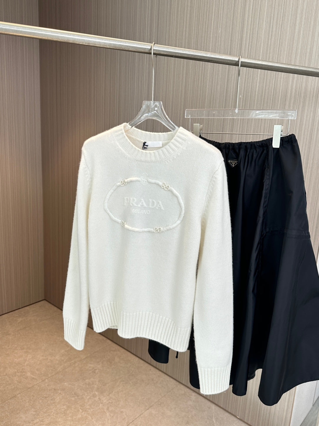 PRADA 25S SWEATER 379