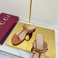 THONG SANDALS IN BROWN LAMBSKIN PRINTED LOGO WITH GOLD HARDWARE