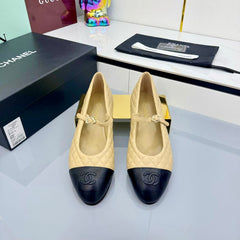 CC MARY JANE FLAT 25S IN BEIGE LAMBSKIN EMBOSSED LOGO