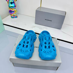 BALENCIAGA 25S POOL CROCS SLIDE IN BLUE SYNTHETIC RUBBER