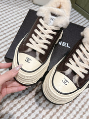 CHANEL 25S THICK-SOLE SNEAKERS 60MM IN DARK BROWN AND BEIGE CALFSKIN WITH FUR LINING