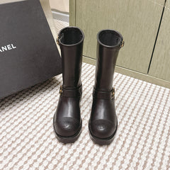 CHANEL 25S CALF-HIGH CHELSEA BOOTS IN BLACK CALFSKIN GOLD HARDWARE