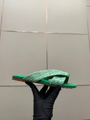 BOTTEGA VENETA 26S SANDALS IN MINT GREEN CALFSKIN AND RAFFIA