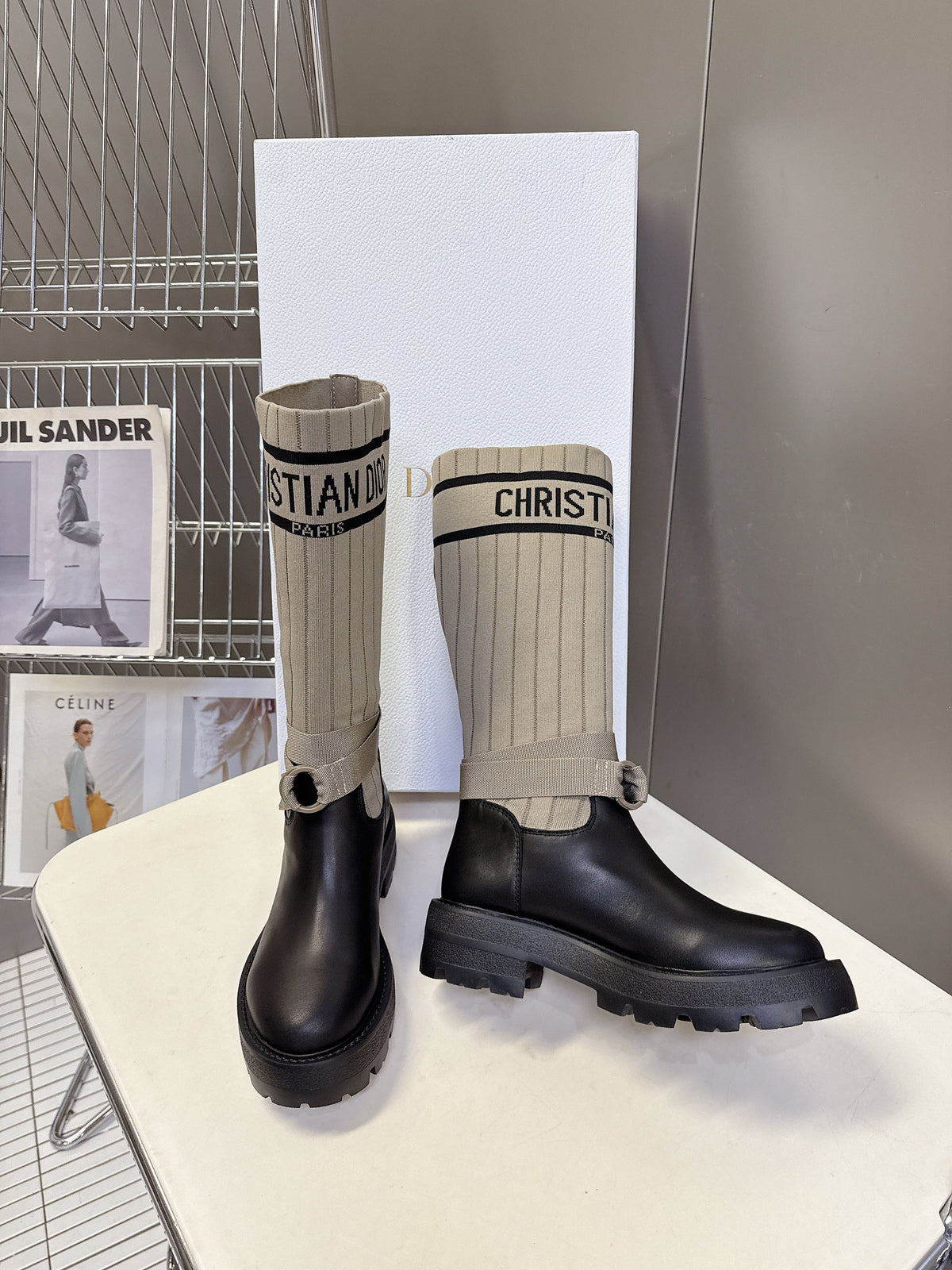 DIOR 25S D-MAJOR ANKLE BOOTS IN BLACK CALFSKIN AND BEIGE FABRIC