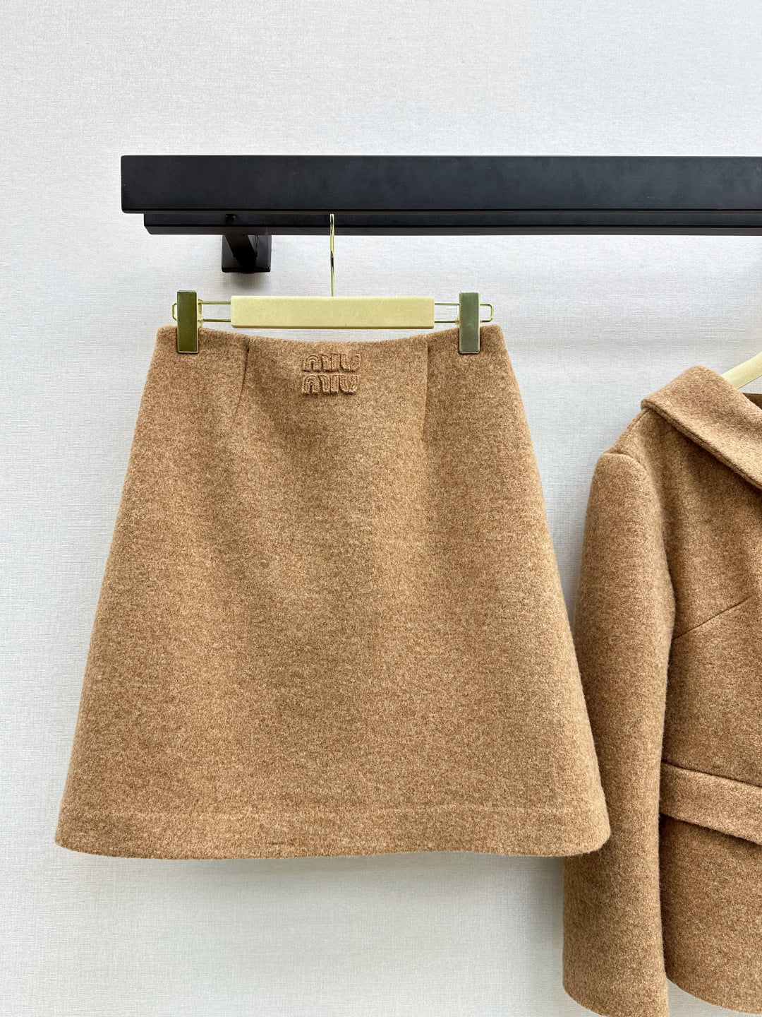 MIUMIU 26S WOOL TWO PIECE SET 959