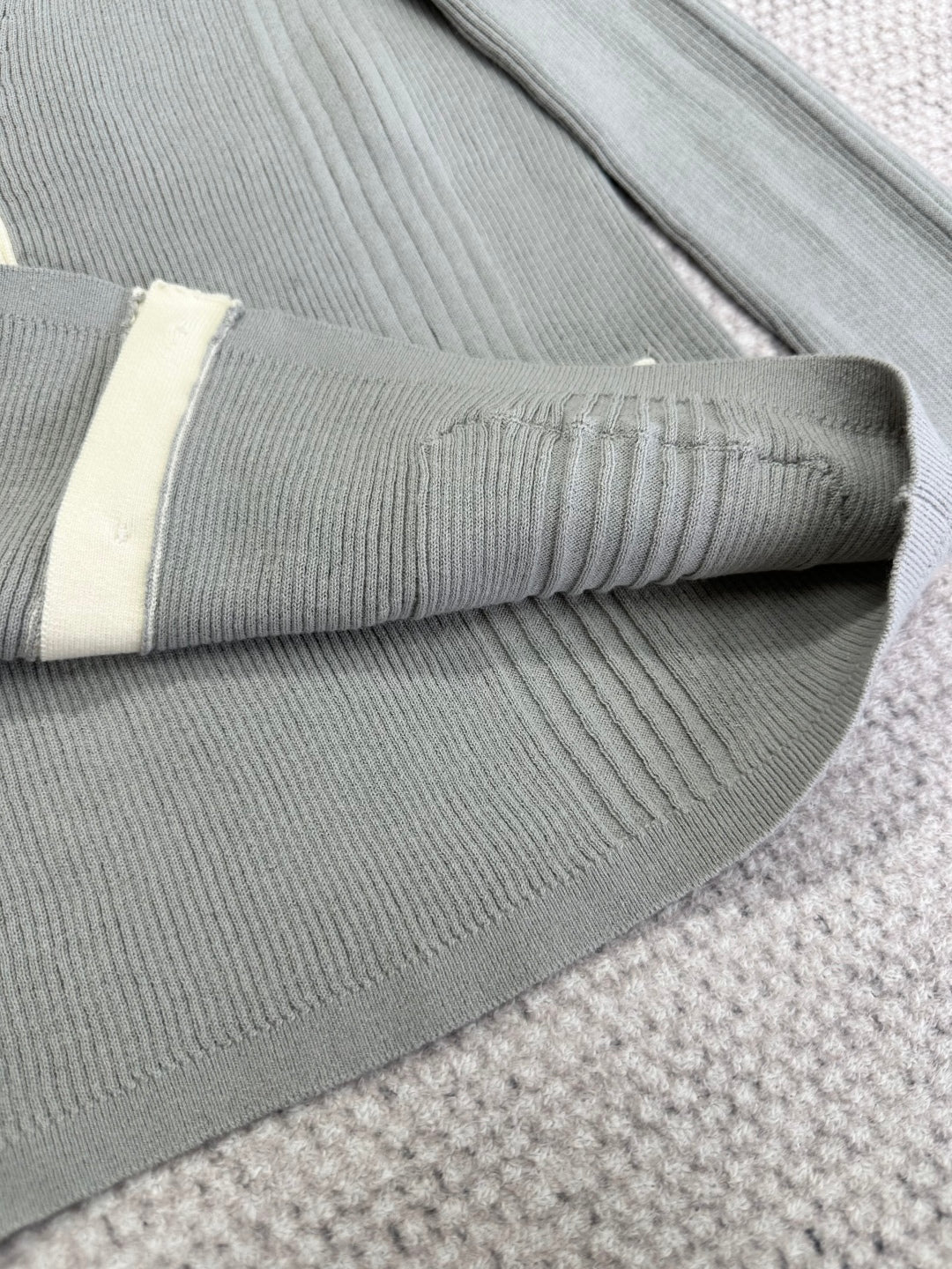 CHANEL CARDIGAN STYLE 95