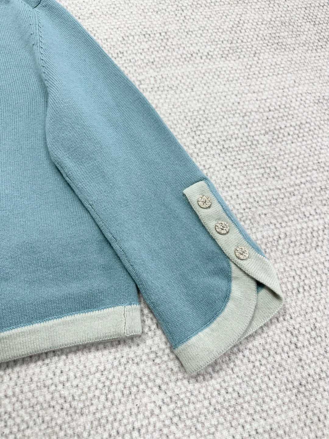 CHANEL CARDIGAN STYLE 40