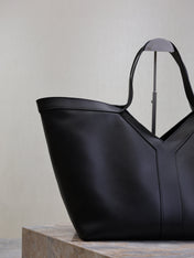 YSL 25S Y TOTE 50 IN BLACK CALFSKIN GOLD HARDWARE