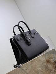 YSL 25S SAC DE JOUR GM 32 IN BLACK GRAINED CALFSKIN SILVER HARDWRE