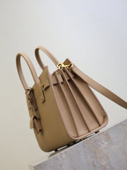 YSL 25S SAC DE JOUR MM 26 IN DARK BEIGE SUPPLE GRAINED CALFSKIN