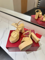 VLTN ESPADRILLE WEDGE SANDALS 25S 115 MM IN GOLDEN BEIGE LAMBSKIN