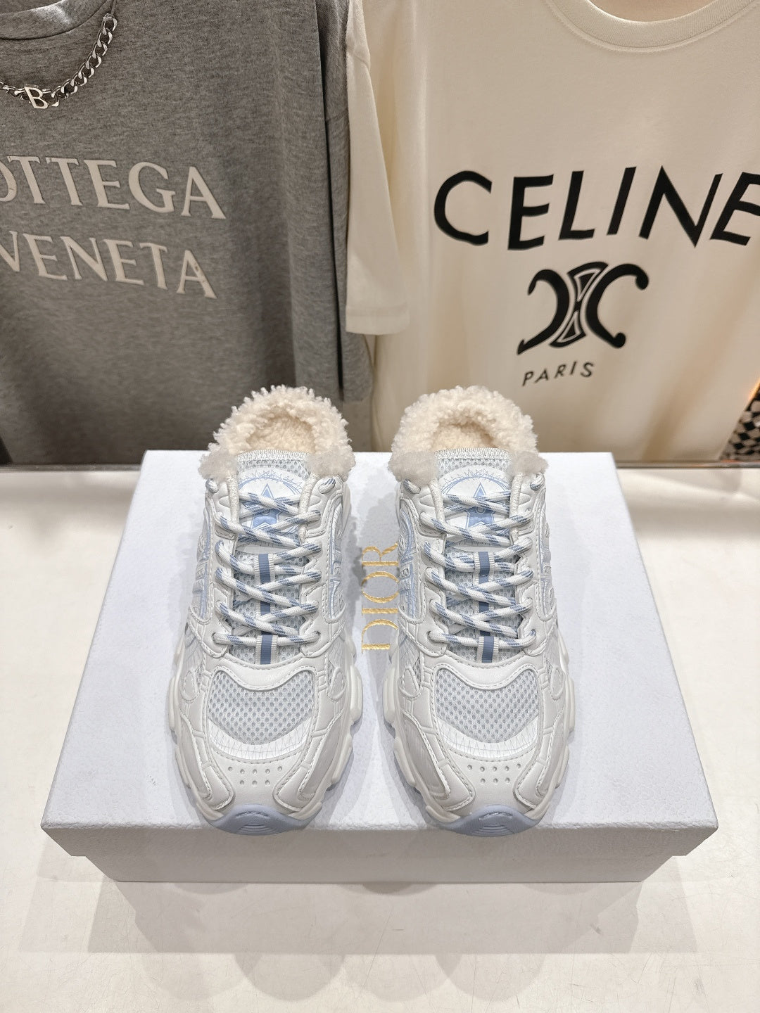 DIOR CHRONO SNEAKER 25S IN WHITE MIX BLUE LAMBSKIN AND MESH FABRIC STYLE 9