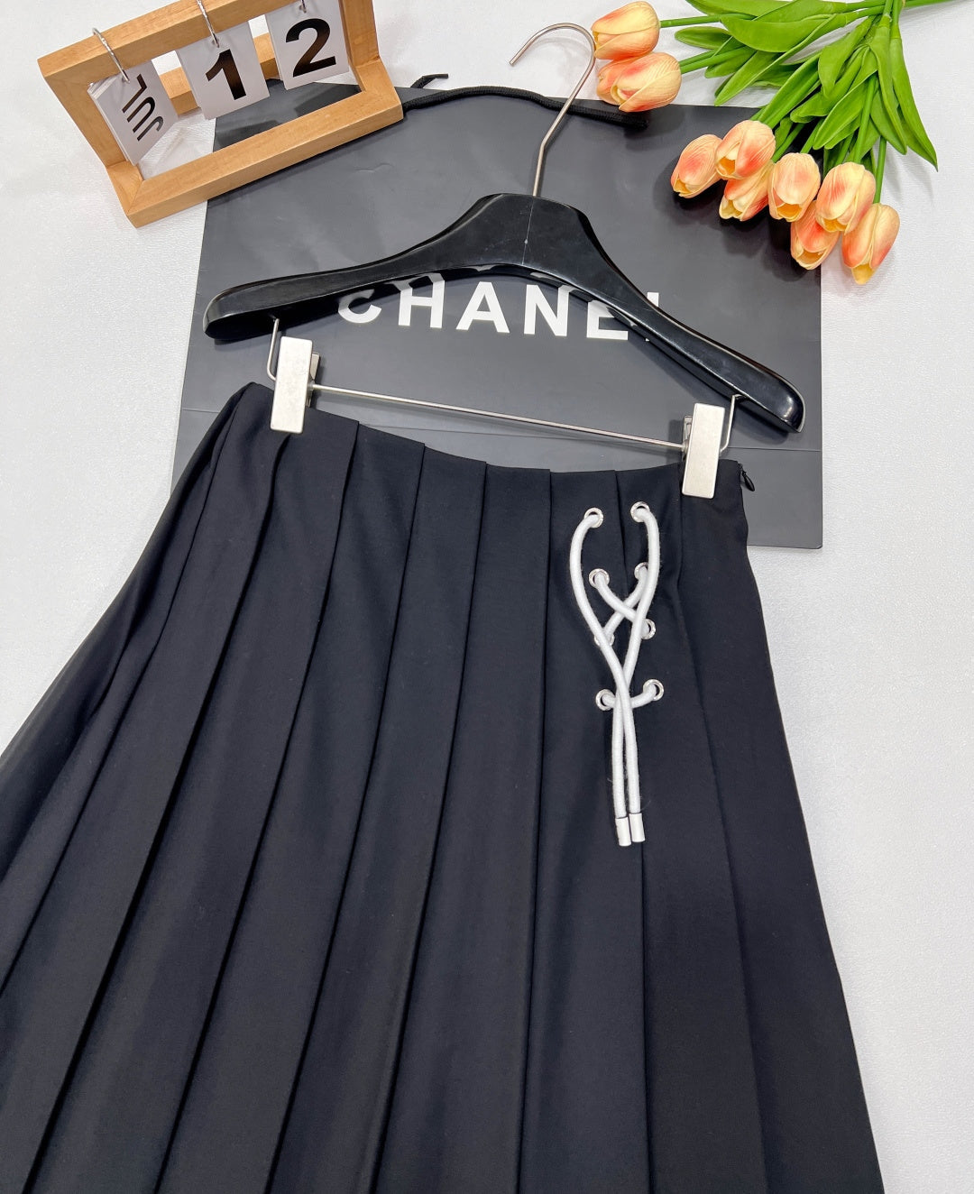 PRADA 25S PLEATED SKIRT 468