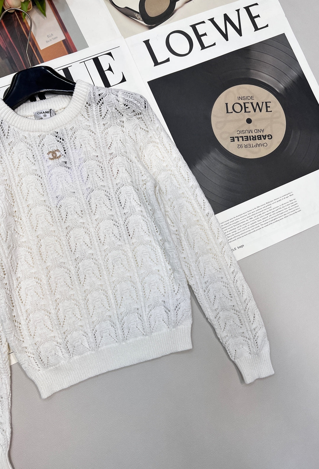 CHANEL 25S LONG-SLEEVE SWEATER 441